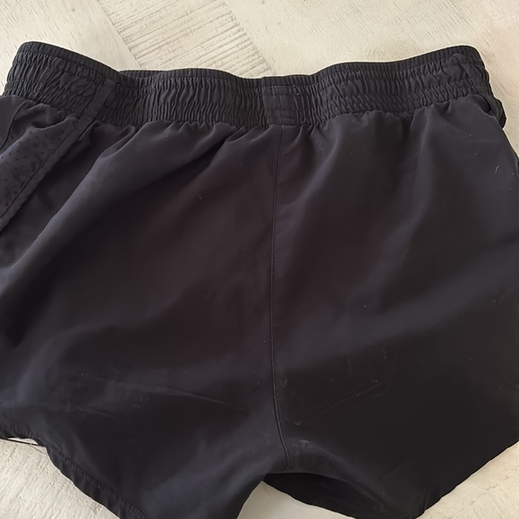 Nike size small black run shorts - Picture 2 of 4